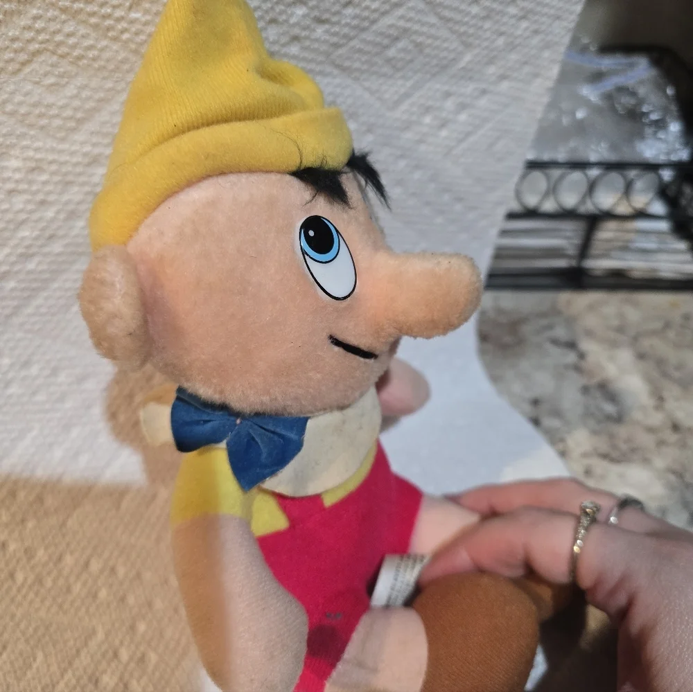 Vintage Walt Disney Productions Pinocchio Plush Stuffed Doll Toy 8”